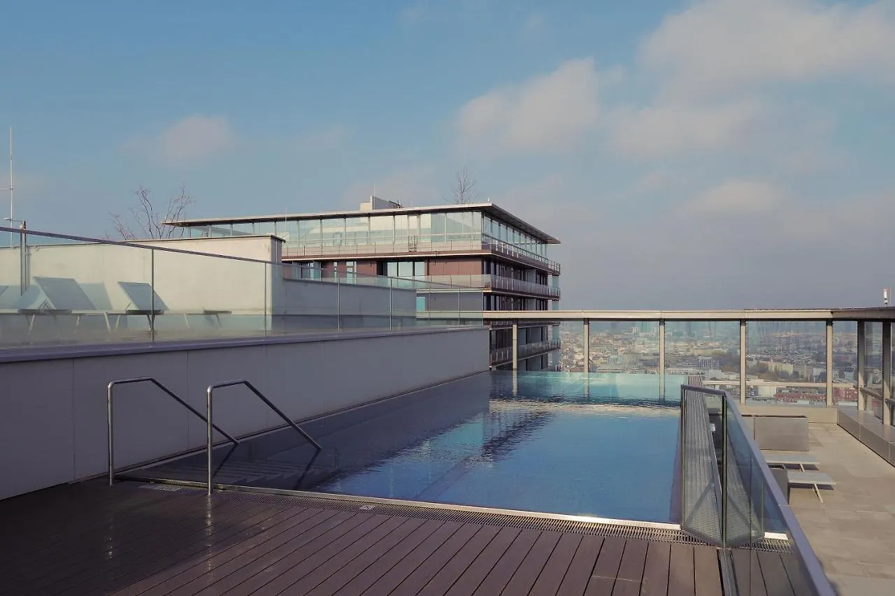 Triiiple Suites Level 21 Mit Balkon Und Tiefgarage Viena Apartament